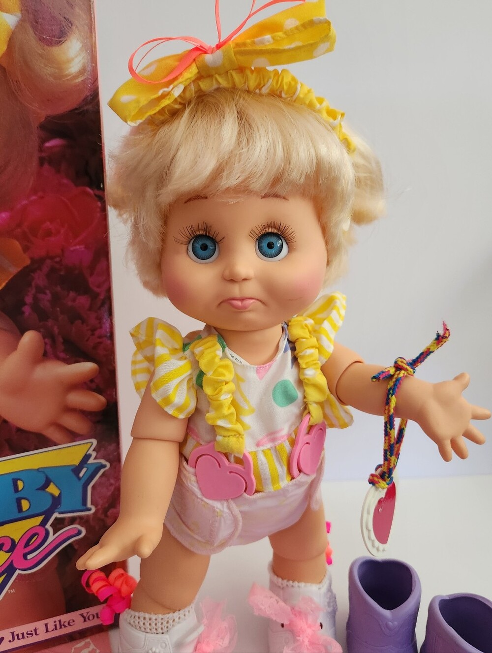Vintage Galoob Baby Face So Sorry Sarah Doll #6 Canadian Version with Box - Picture 2 of 10